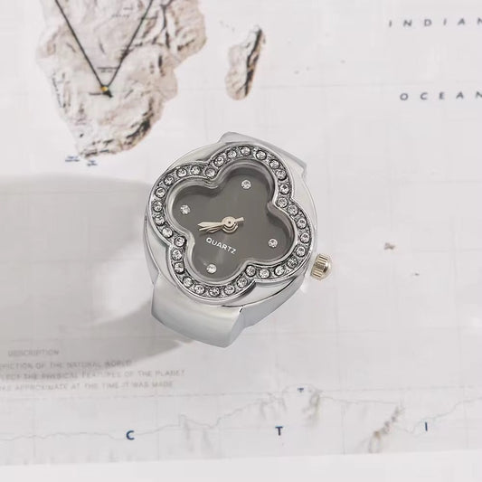 Silver Van Cleef Ring | Black